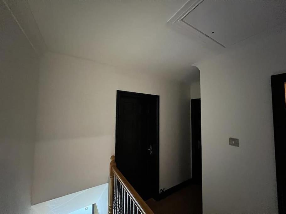 诺丁汉Cheerful 3 Bed House With Free Parking.别墅 外观 照片